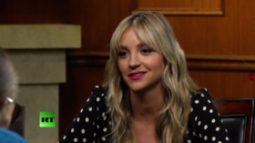 Abby Elliott – American actress and comedian