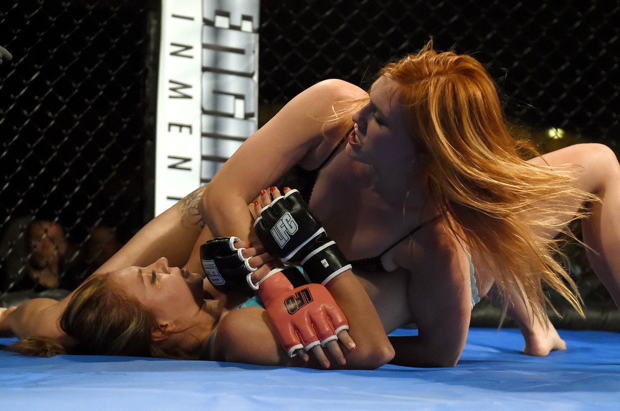 Cosmopolitan on X: MMA fighter says Her F-cup breasts are forcing her to  fight in a heavier division:    / X