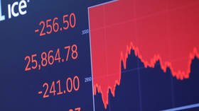 Dow plunges 3,000 points in biggest single-day drop