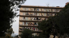 Migrant hostel hit by coronavirus as Greece mulls gradual easing of lockdown from April 27