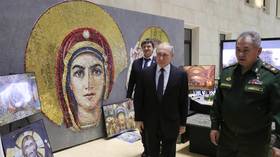 ‘Can’t erase history’: Putin & Stalin mosaic for military cathedral is ‘appropriate,’ church says amid furor