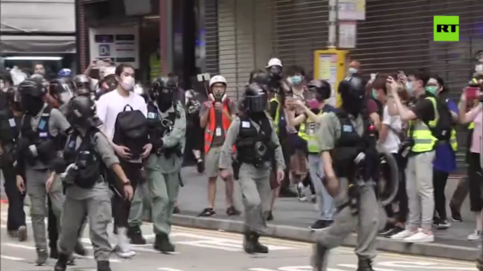 Majority voice non-democratic? Amid new Hong Kong turmoil, MSM piece
