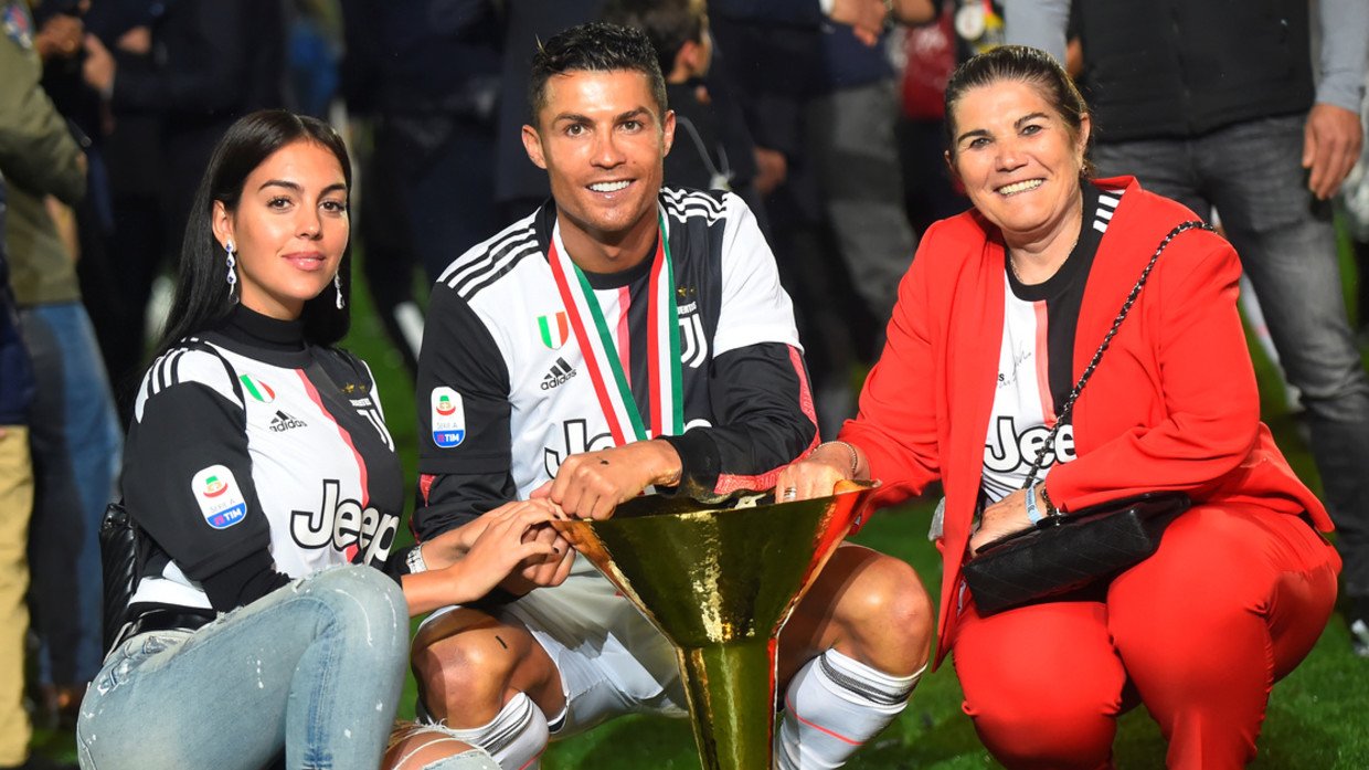 Cristiano Ronaldo's Sister Defends Brother After Champions League Exit -  SPORTbible