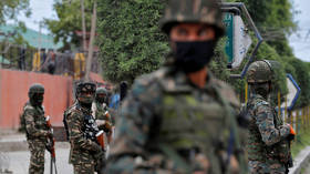 Indian troops kill three militants & top commander in Kashmir operation