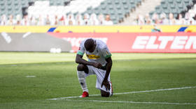 Bundesliga player Thuram takes a knee after scoring amid George Floyd protests (VIDEO)