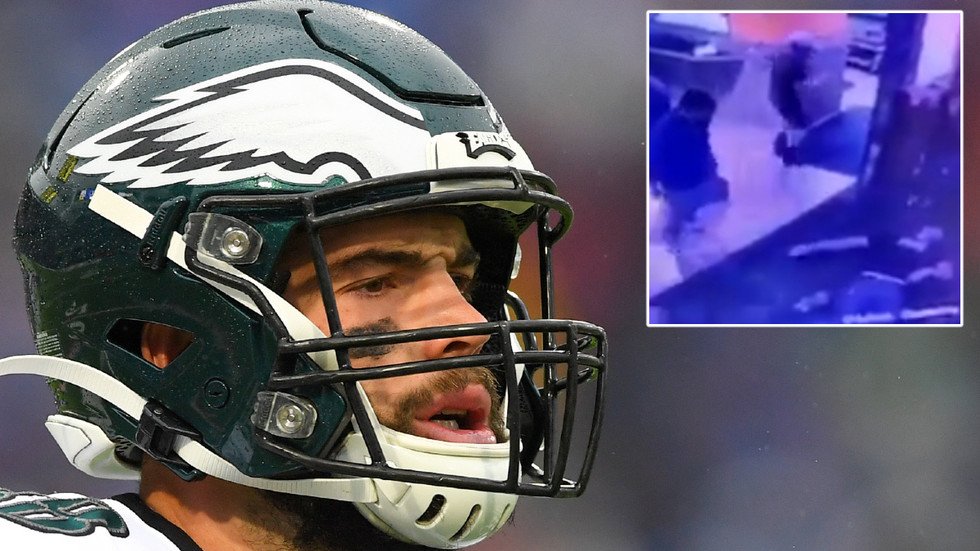 Eagles' Dallas Goedert reportedly OK after being sucker punched at a South  Dakota bar