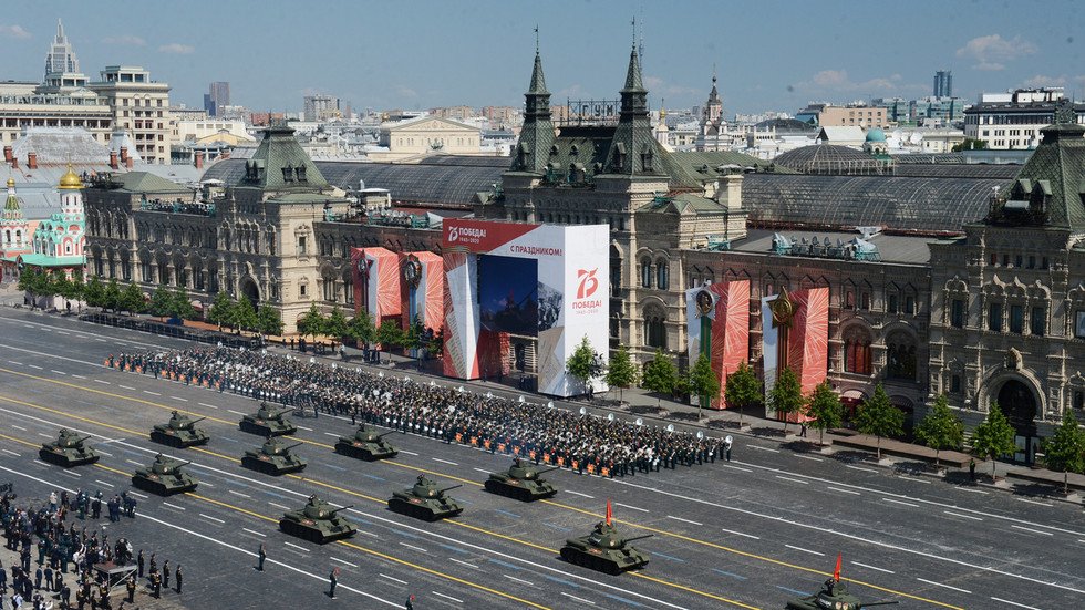 Moscow marks 75 years since victory over Nazis with traditional parade ...