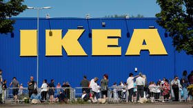 'Really missed those Ikea meatballs, huh?' HUGE queues as Swedish furniture giant reopens stores in England & N. Ireland (VIDEOS)