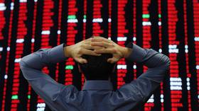 Global stock markets plunge amid growing fears of Covid-19 resurgence