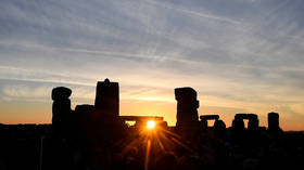 Researchers discover largest prehistoric structure EVER FOUND in Britain hiding near Stonehenge