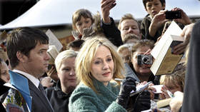 Online schism divides Harry Potter lovers after fan sites distance themselves from ‘transphobic’ J.K. Rowling