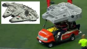 Use the Force! Mexican side Xoros use STAR WARS-themed cart to treat injured players in Liga MX game (VIDEO)