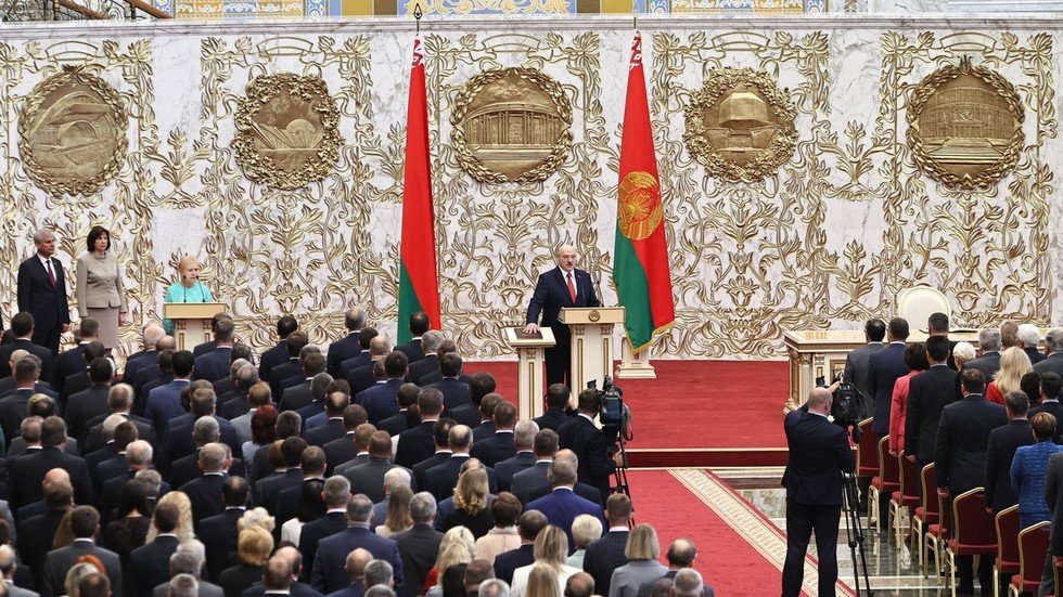 Belarus’ Lukashenko Secretly Inaugurated For Sixth Term As Disputed ...