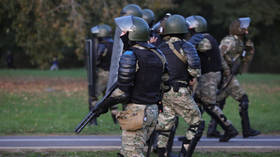 ‘Run of the Free’ athletes prove too slow for Belarusian police as several jogging anti-Lukashenko protesters detained (VIDEO)