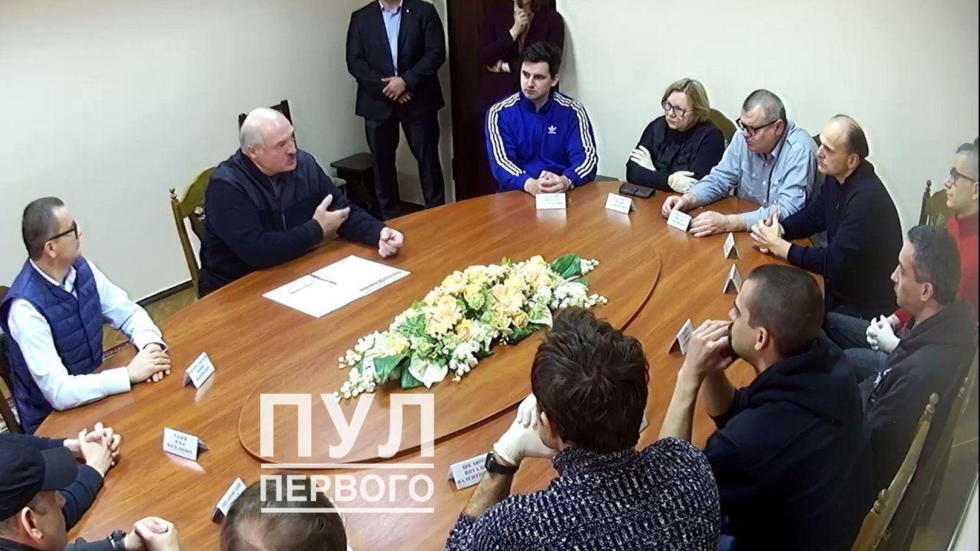 Belarus’ Lukashenko Meets JAILED Opposition Activists, Talks ...