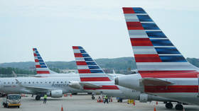 American & United axing 32,000 jobs as government cannot agree on airline bailout