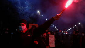 Masked men ATTACK abortion protest in Poland with flares (VIDEO)