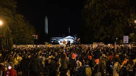 WATCH: Protesters square off with police in DC as large crowd gathers near the White House