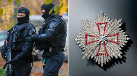 German police arrest 3 over last year’s mind-blowing royal diamond jewelry heist at Dresden museum