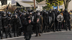 Olympia police declare a RIOT as 1 person is shot in clashes between Proud Boys & Antifa in Washington state (VIDEOS)