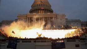 Chaos inside & outside US Capitol as DC mayor declares curfew, National Guard fully activated (VIDEOS)