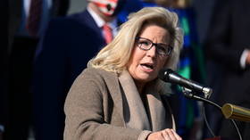 War-loving senior GOP Representative Liz Cheney’s support for Trump’s impeachment met with cheers & eye rolls