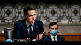 Senator Hawley finds new publisher after being blacklisted over Capitol riot… and his old publisher will have to distribute it