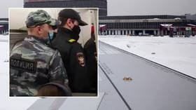 Toilet trouble: Russian skaters miss flight after man locks himself in loo on plane ‘saying he would be killed if he left’ (VIDEO)