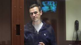 Russian activist Navalny back in court for third day of defamation trial after calling WWII veteran a ‘corrupt lackey’ & ‘traitor’