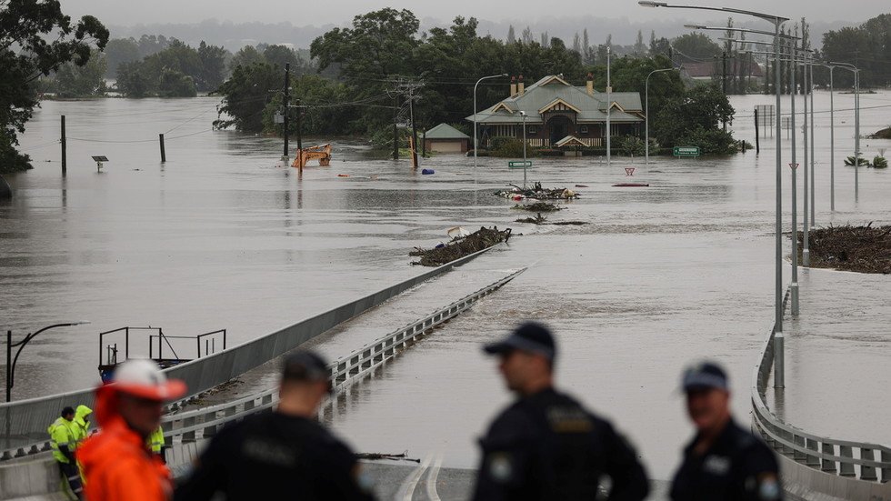 18,000 Evacuated And 38 Parts Of New South Wales Declared ‘natural ...