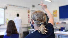 Class dismissed: England’s poorer students ‘five grades behind’ richer ones – report