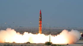 Pakistan successfully test-fires 900km-range nuclear-capable ballistic missile (VIDEO)