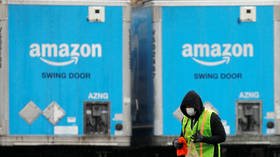Pro-Amazon bots fill Twitter with anti-union rhetoric as company faces first unionized facility in Big Tech history