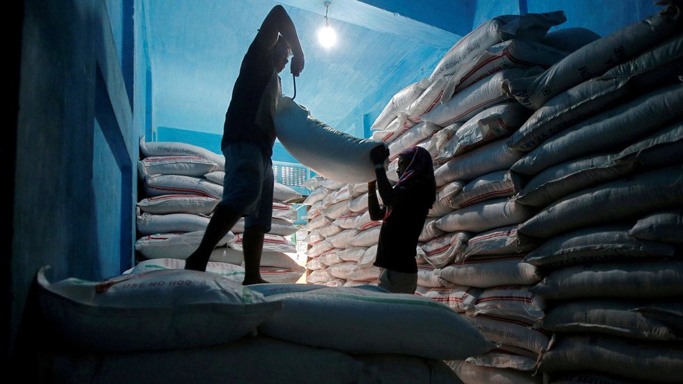 The Latest Trade News Pakistans Growing Reliance On India - t1alhxg
