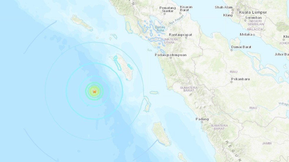 Magnitude-6.0 quake strikes near Indonesian coast – USGS — RT World News