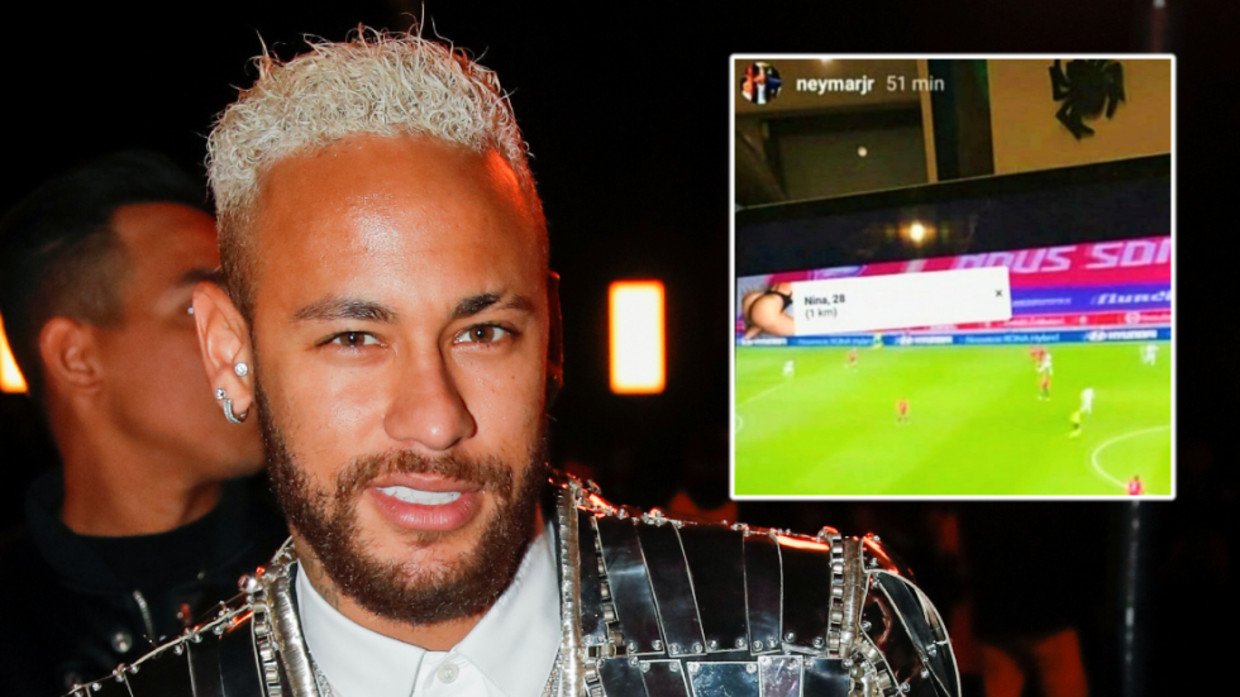 Thats how you stay a multi-millionaire Neymar accused of watching illegal football streams after fans spot sexy singles ad — RT Sport News