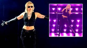 ‘The worst thing I’ve ever heard’: Mixed reviews as Miley Cyrus sings Queen, Blondie & Wrecking Ball at basketball finals (VIDEO)