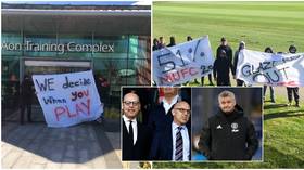 Furious Man Utd fans ‘blockade’ training ground, demand to speak to Solskjaer over Super League fiasco and want Glazers out