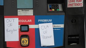 Multiple states declare emergency, 1,000+ pumps run out of gas, as White House insists there’s NO ‘shortage’ & blames ‘hoarders’