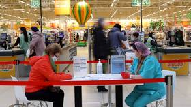 Russian pensioners warned after reports emerge of Muscovites being targeted by scammers offering Covid-19 jabs in their homes