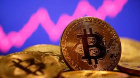 Bitcoin drops to $30,000 as cryptocurrency market crashes