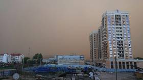 Apocalyptic scenes as massive dust storm turns skies ORANGE in southern Russia (VIDEOS)