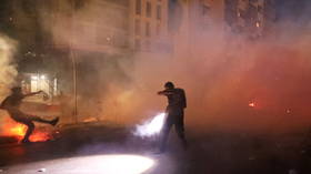 Beirut blast demonstrators get past riot police and tear gas, smash front of minister’s home (VIDEOS)