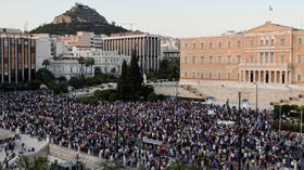 WATCH mass protests erupt in Greece after government bans unvaccinated from indoor public spaces & allows teens to receive jab