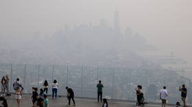 NYC enveloped by haze from wildfire smoke all the way from West Coast, as air quality hits worst in 14 years (PHOTOS)