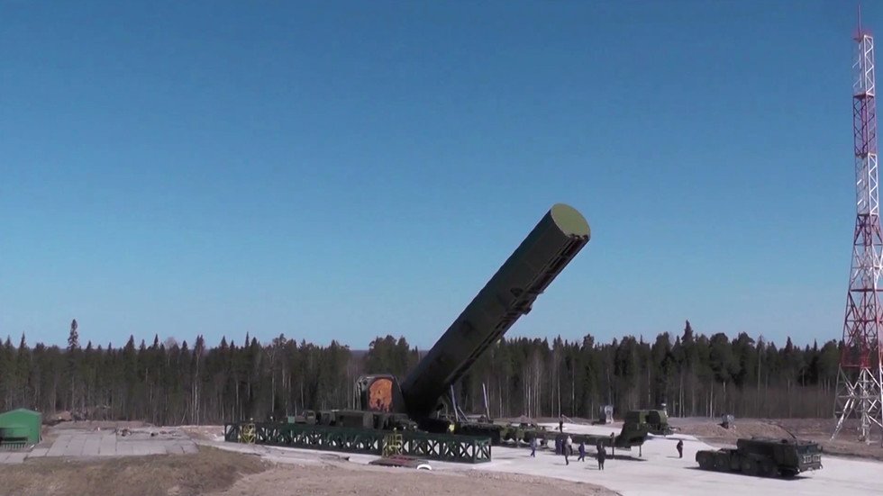 New Russian ICBM To Enter Combat Service In 2022: 208-ton Sarmat Can ...