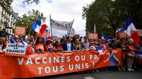French firefighters’ & hospital unions declare strikes against ‘unconstitutional’ vaccination mandate