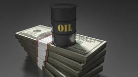 Oil prices dip on stronger dollar & new Covid-19 curbs in China