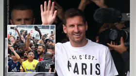 It’s official: Paris Saint-Germain announce ‘diamond’ Messi as superstar waves to fans at airport after arriving in France (VIDEO)