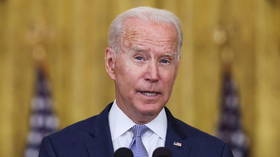 Biden lauds officials who defy governors’ anti-mandate policies as ‘heroes’ amid escalating war with GOP over Covid-19 measures